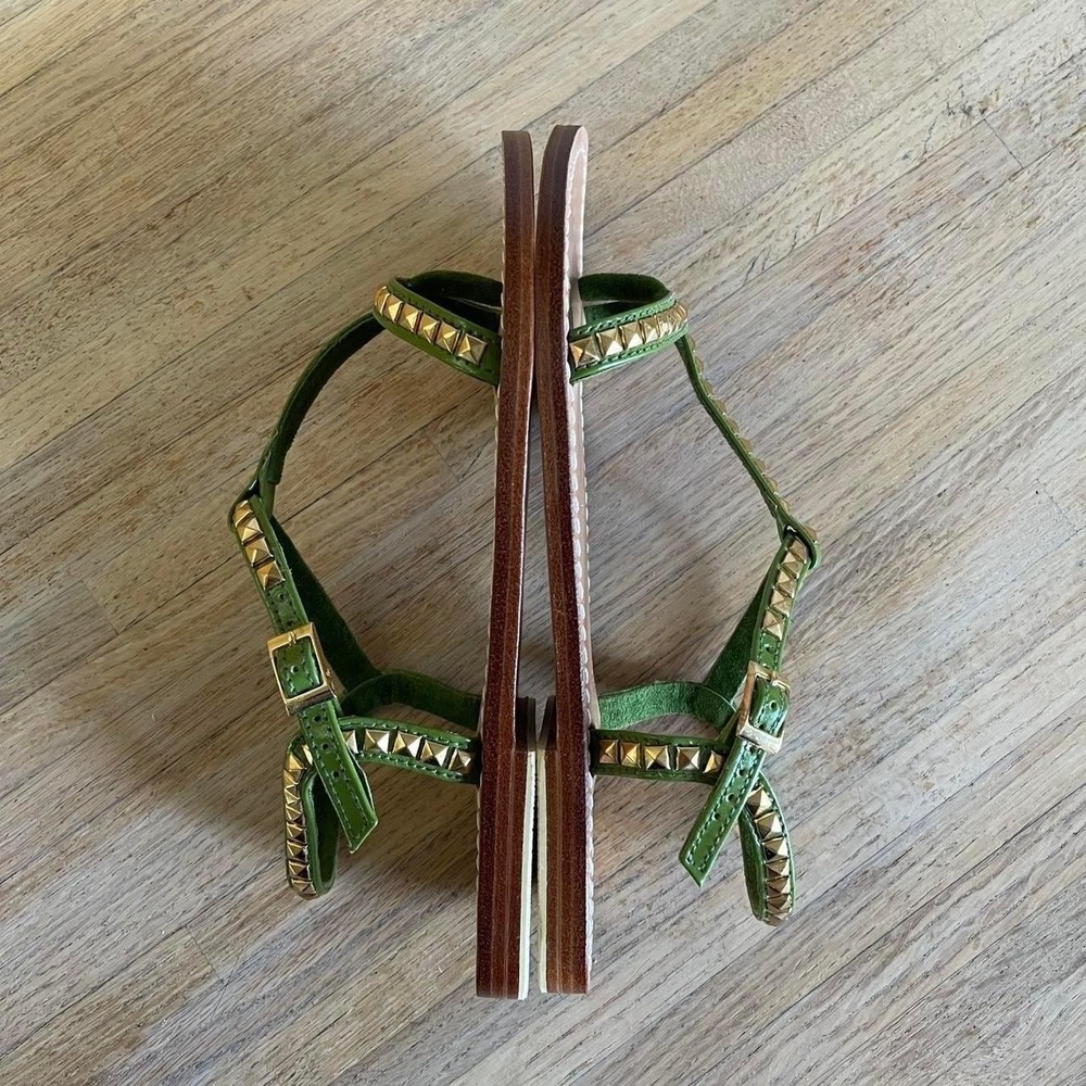NIB Mystique Sandal Thong Olive‎ Green Leather Gold Studded Sandals Size 8 - Picture 6 of 8